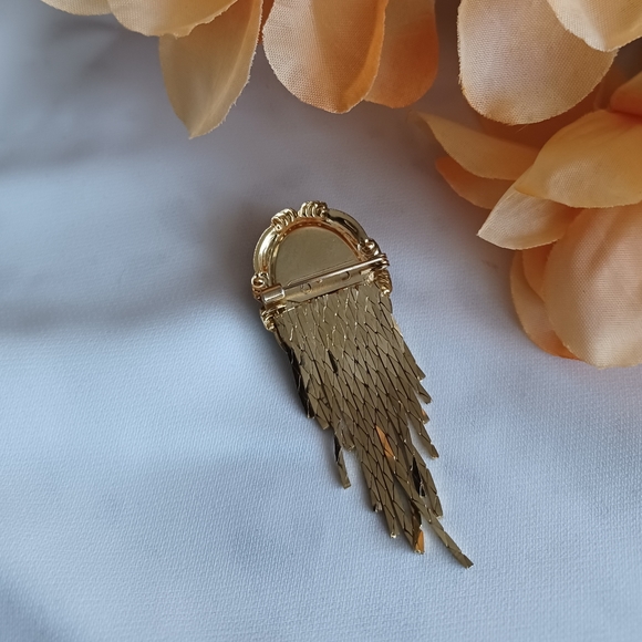 Vintage 80's Black and Gold Tassel Brooch - Picture 8 of 8